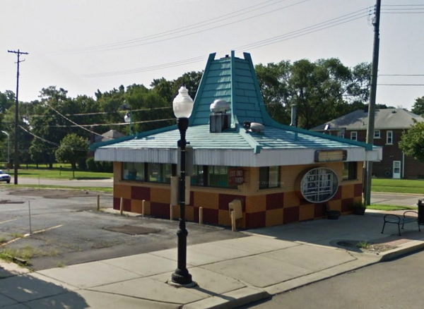 A&W Restaurant - Trenton - 2975 W Jefferson Ave (newer photo)